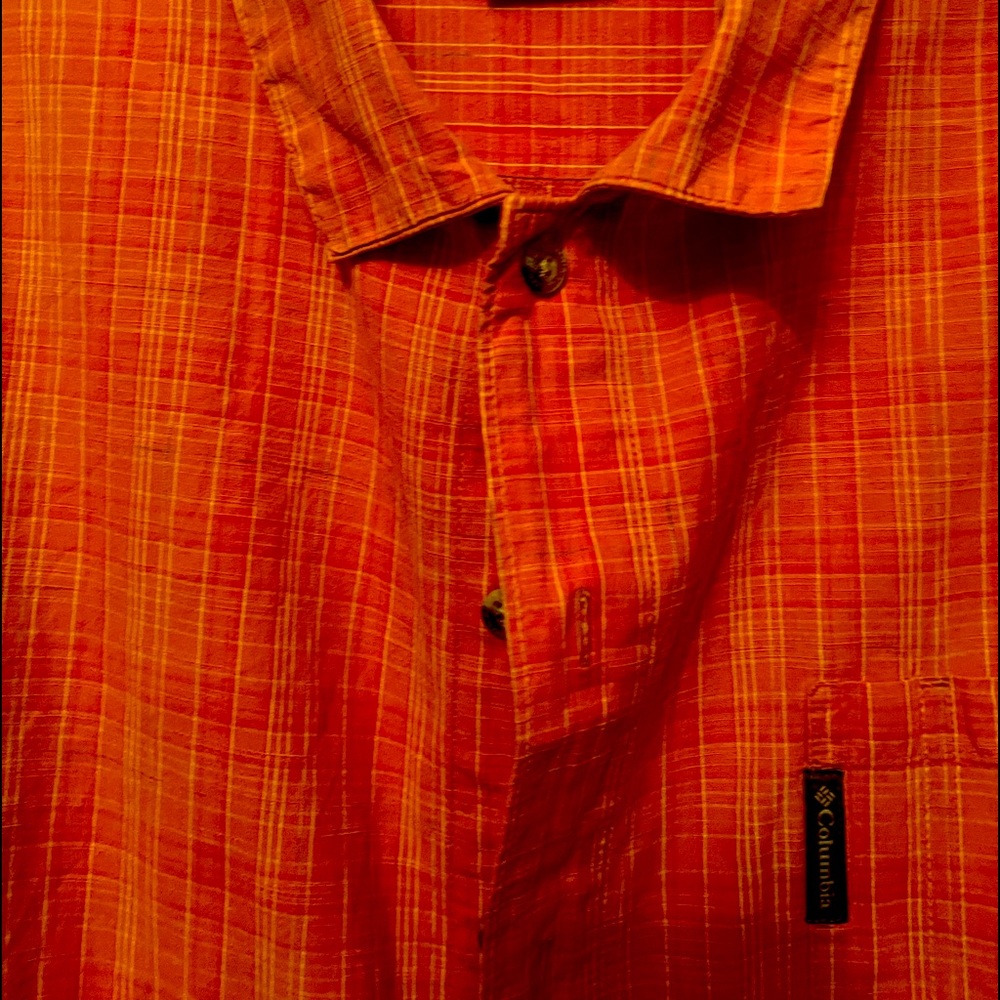 Men’s Columbia XXL, SS Button- up Shirt